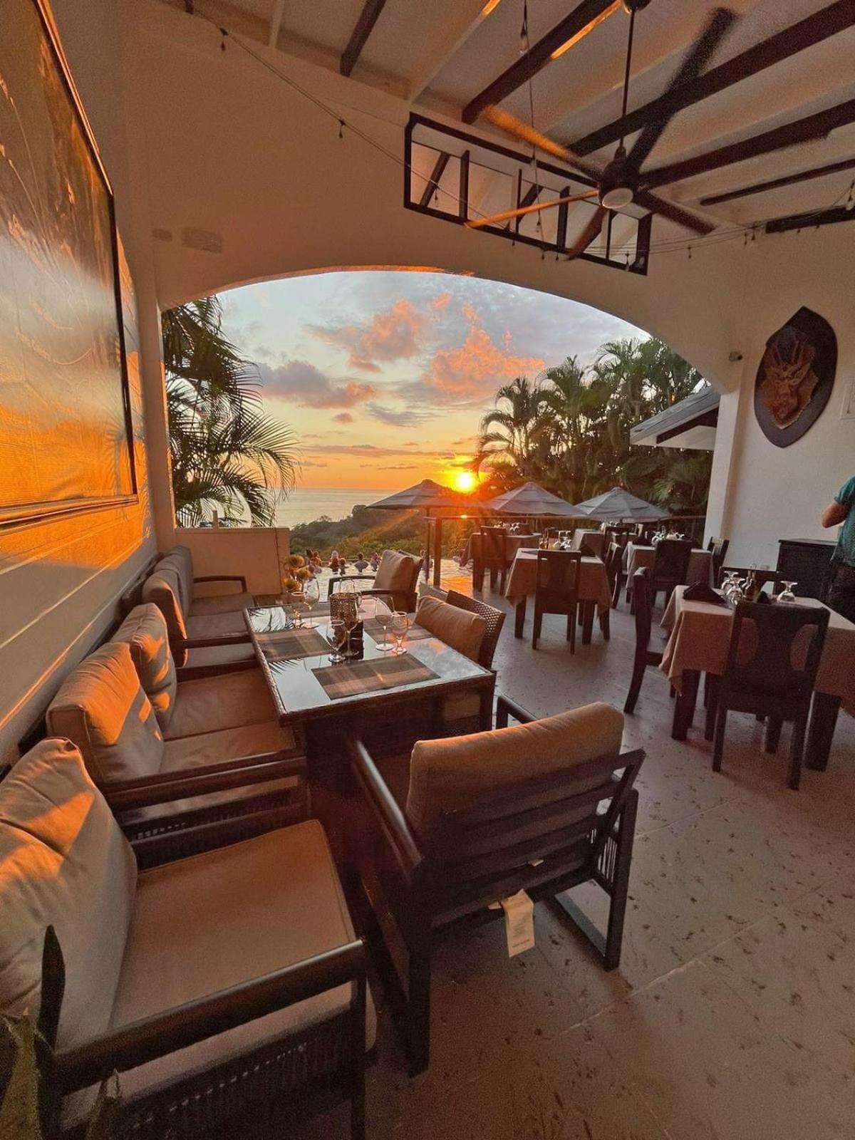 Villa Roca Boutique Resort & Suites - Adult Only مانويل أنطونيو المظهر الخارجي الصورة